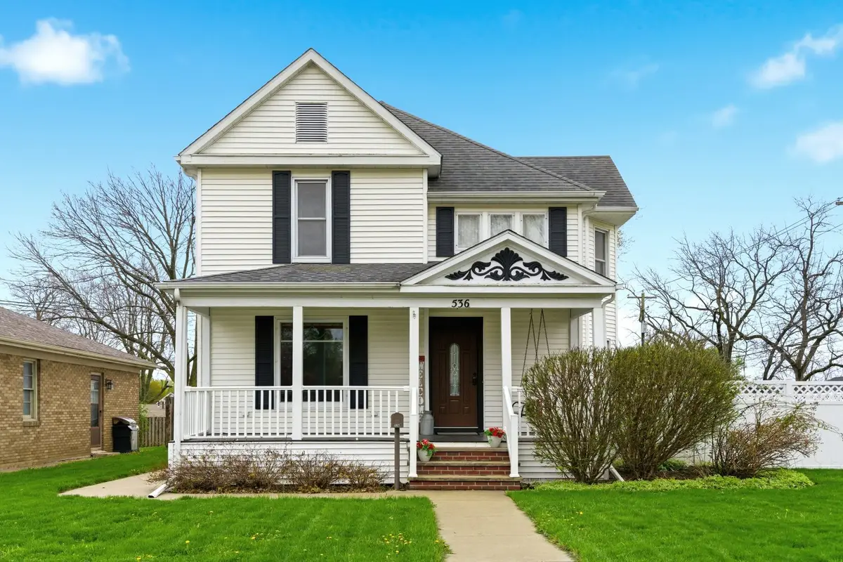 536 W Palace Row, Geneseo, IL 61254 - #1