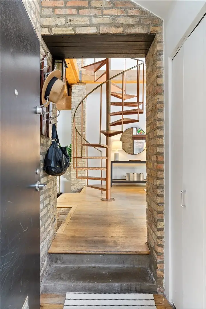 1242 W Fullerton Avenue #1M, Chicago, IL 60614 - #3