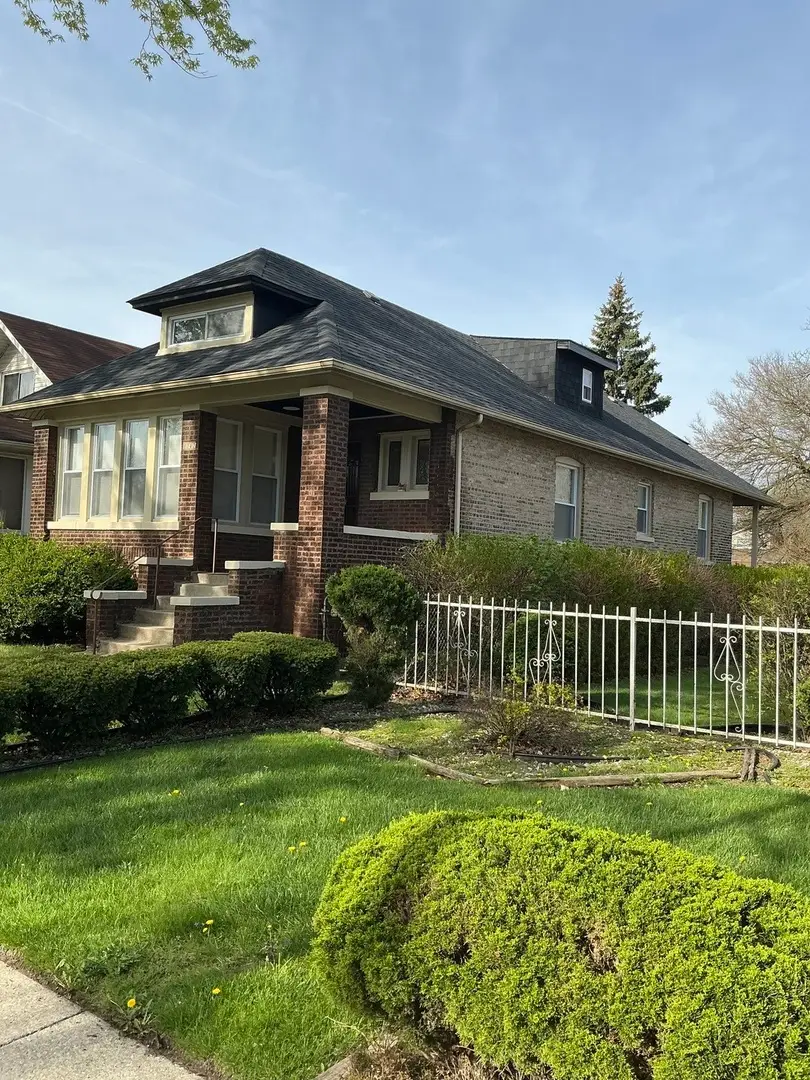 8042 S Bennett Avenue, Chicago, IL 60617 - #2