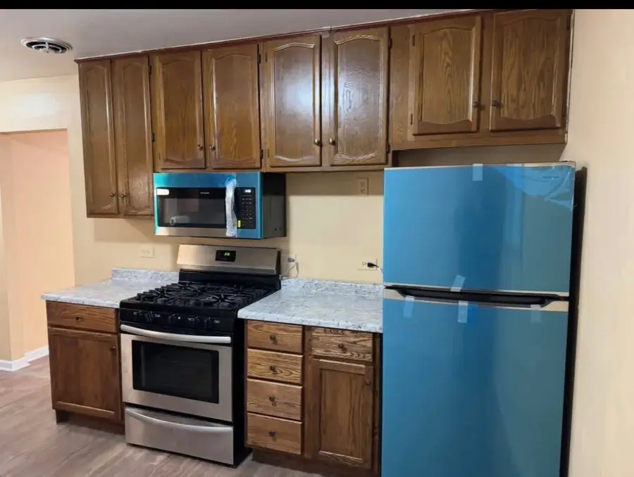 160 E Northwest Highway #I, Des Plaines, IL 60016 - #3