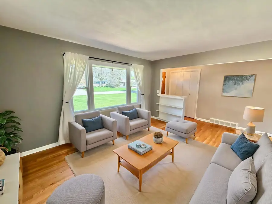 6933 Paddock Lane, Rockford, IL 61114 - #3