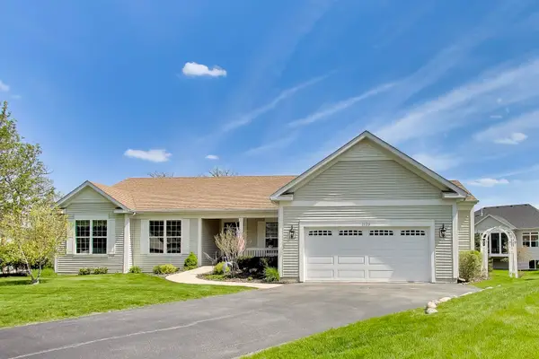 1126 Oak Point Court, Antioch, IL 60002