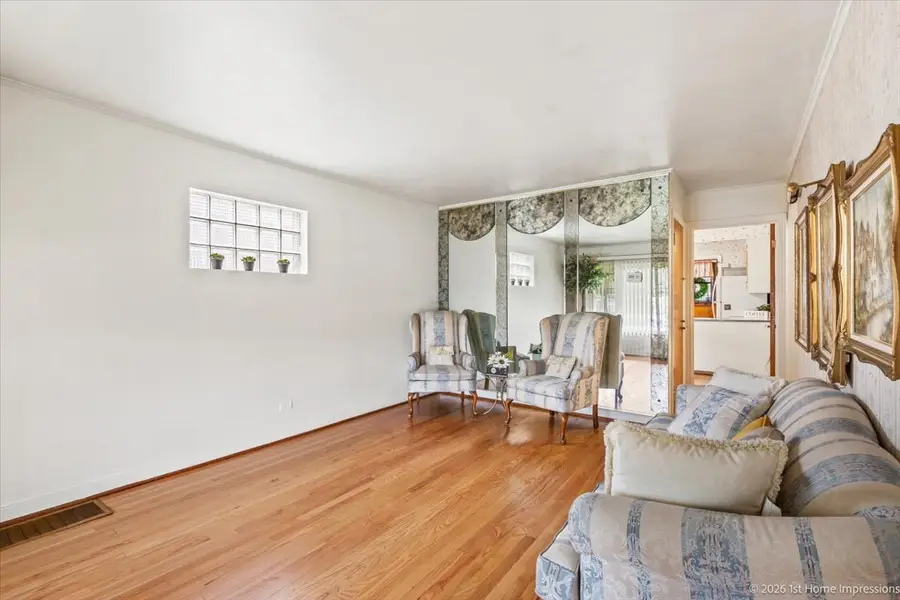 9726 S Peoria Street, Chicago, IL 60643 - #2