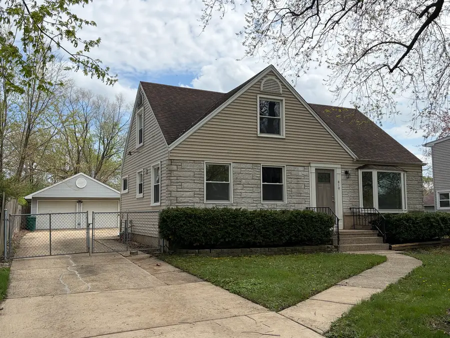 619 N Edgewood Avenue, Lombard, IL 60148 - #2