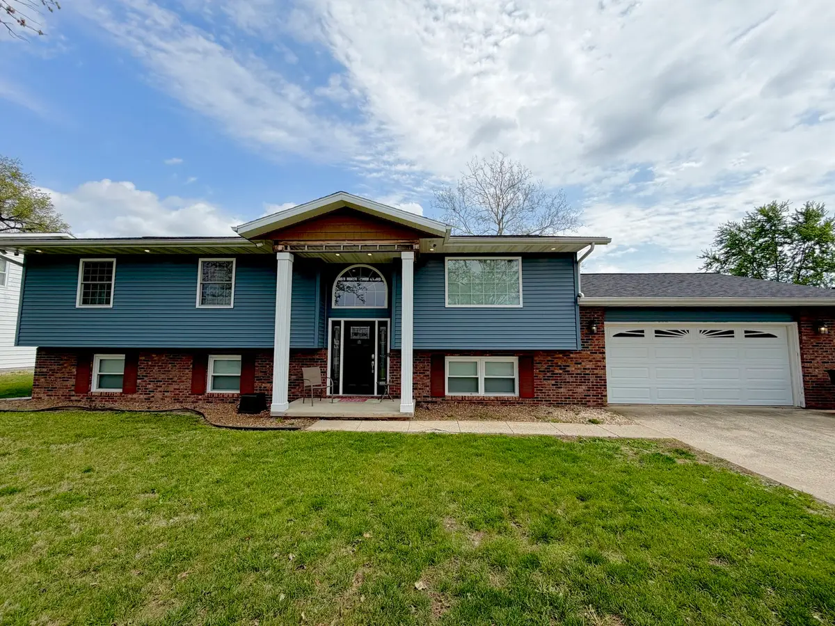 150 Woodland Drive, Salem, IL 62881 - #1