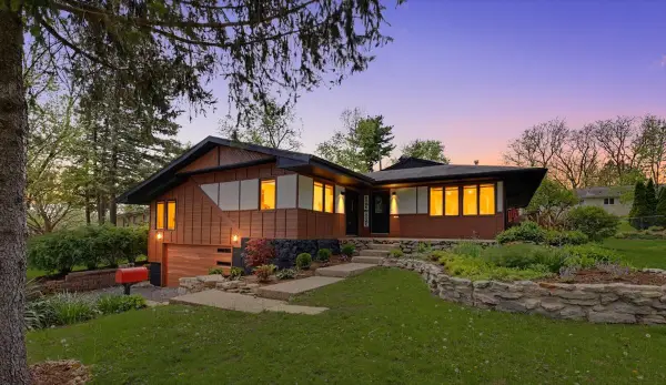 2 Walton Place, Normal, IL 61761