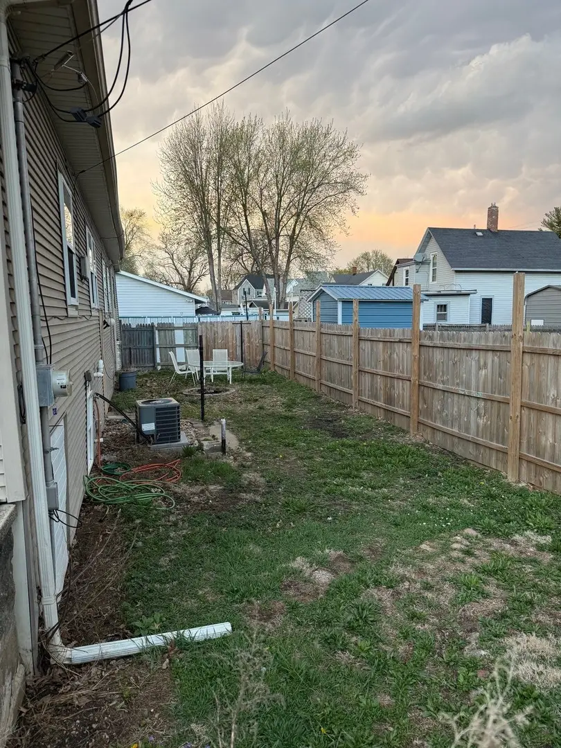 413 1/2 S Park Street, Kewanee, IL 61443 - #2