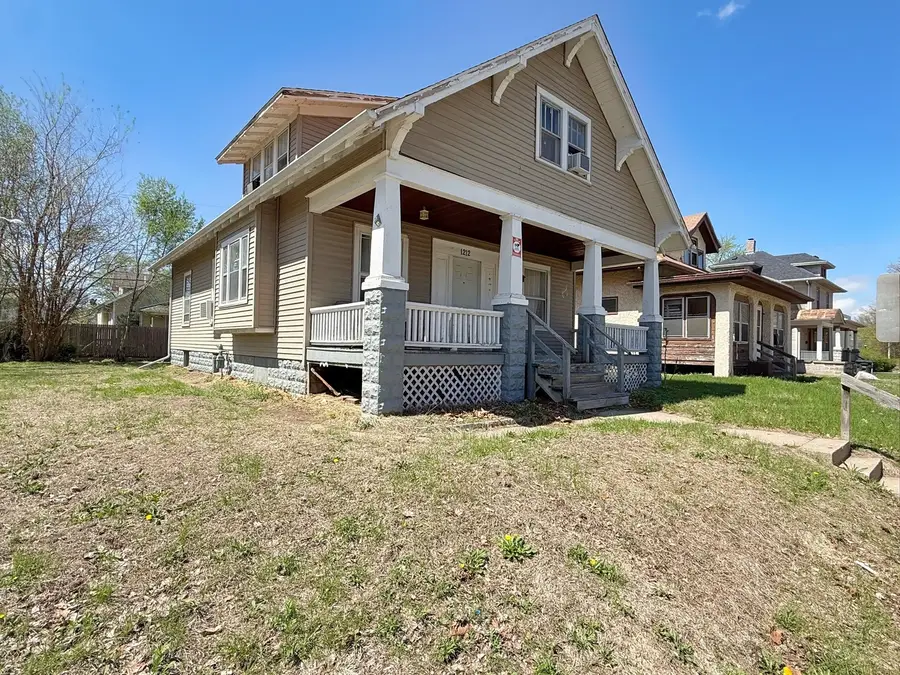 1212 Glenhurst Court, Rock Island, IL 61201 - #3