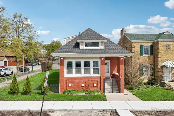 6254 W Barry Avenue, Chicago, IL 60634