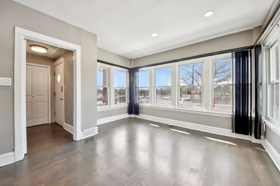 6254 W Barry Avenue, Chicago, IL 60634 - #3