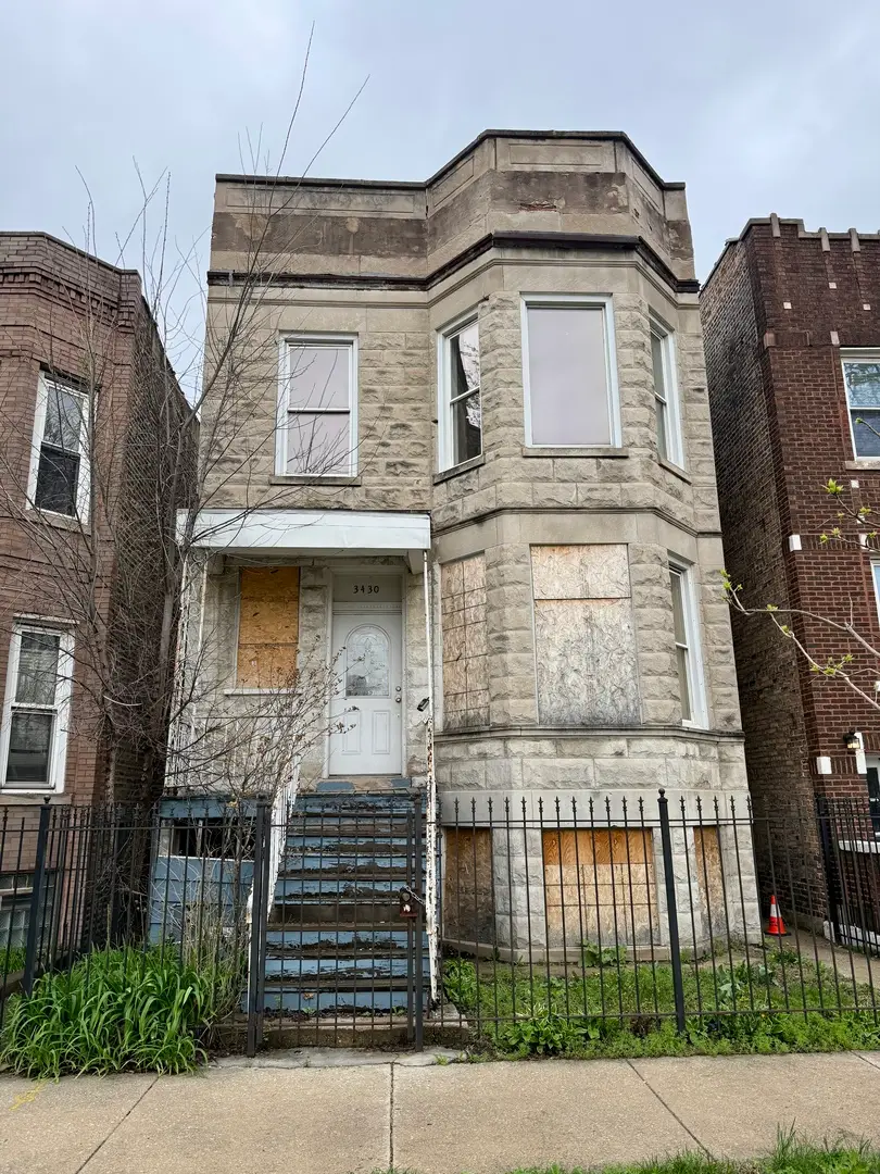 Address Withheld By Seller, Chicago, IL 60624 - #2