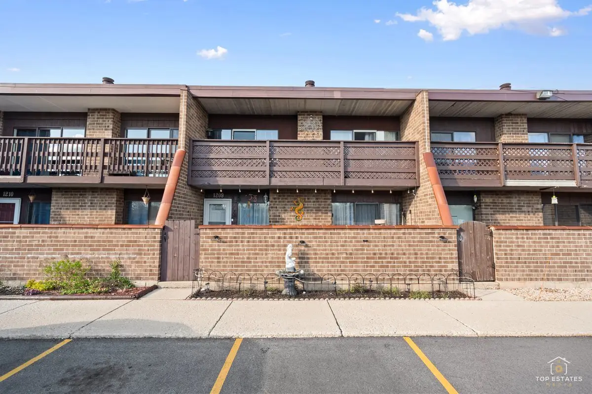 1209 Kenneth Circle, Elgin, IL 60120 - #1