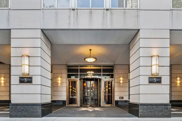 55 E Erie Street #P-115, Chicago, IL 60611