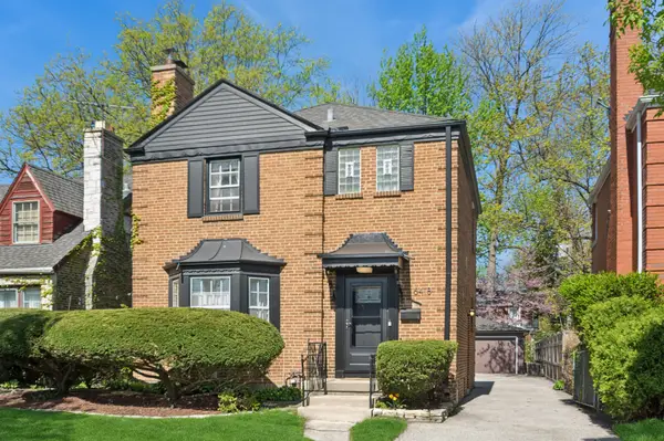 6418 N Le Mai Avenue, Chicago, IL 60646