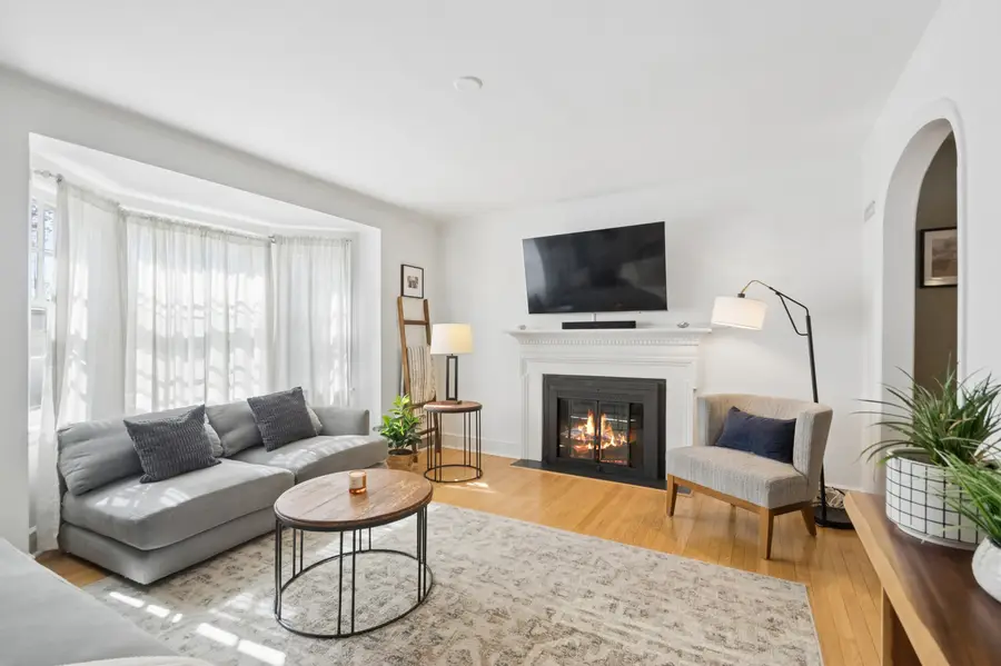 6418 N Le Mai Avenue, Chicago, IL 60646 - #3