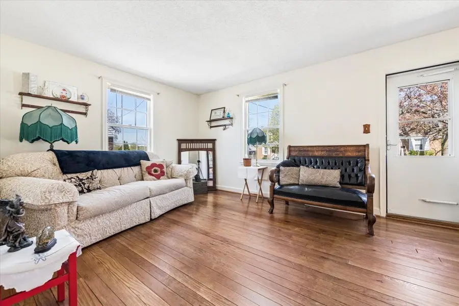 821 N 5th Street, Dekalb, IL 60115 - #3