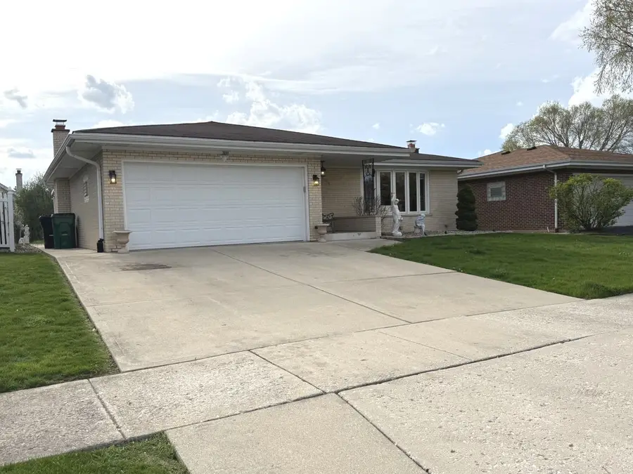 3044 Halifax Avenue, Westchester, IL 60154 - #2