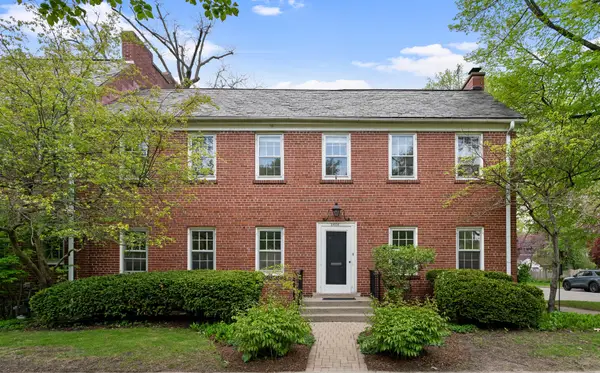 2656 Broadway Avenue, Evanston, IL 60201