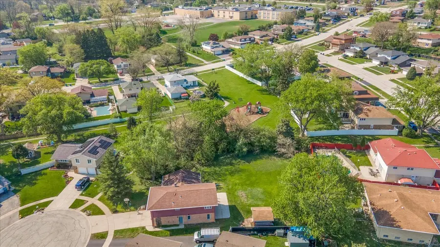 10447 S Stowe Court, Palos Hills, IL 60465 - #2