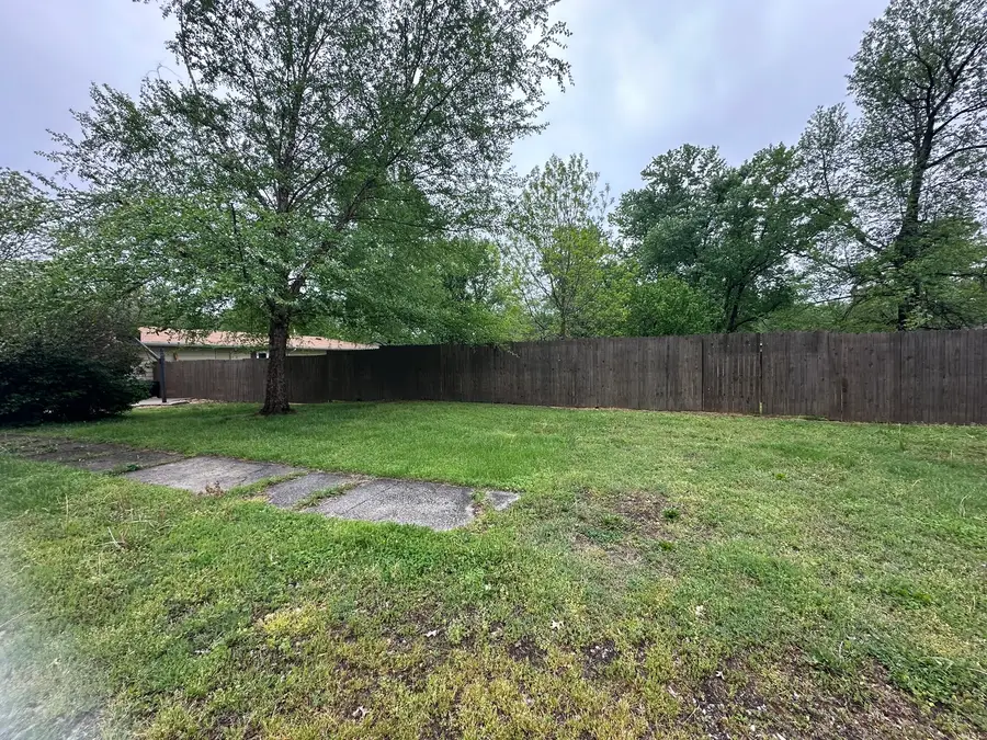 16884 1st South St Street, Logan, IL 62856 - #3