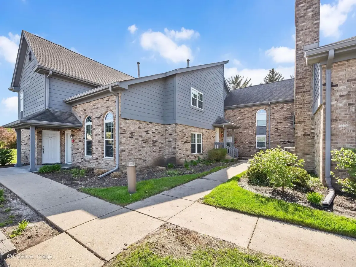43 Foxcroft Road #135, Naperville, IL 60565 - #1
