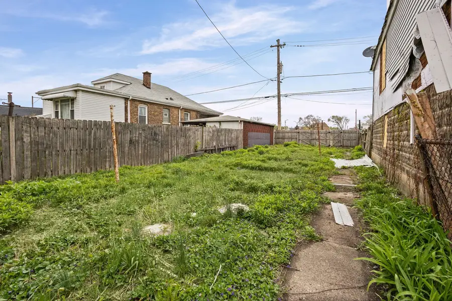 8405 S Baltimore Avenue, Chicago, IL 60617 - #2