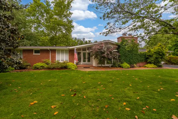 325 Country Club Lane, Harrisburg, IL 62946