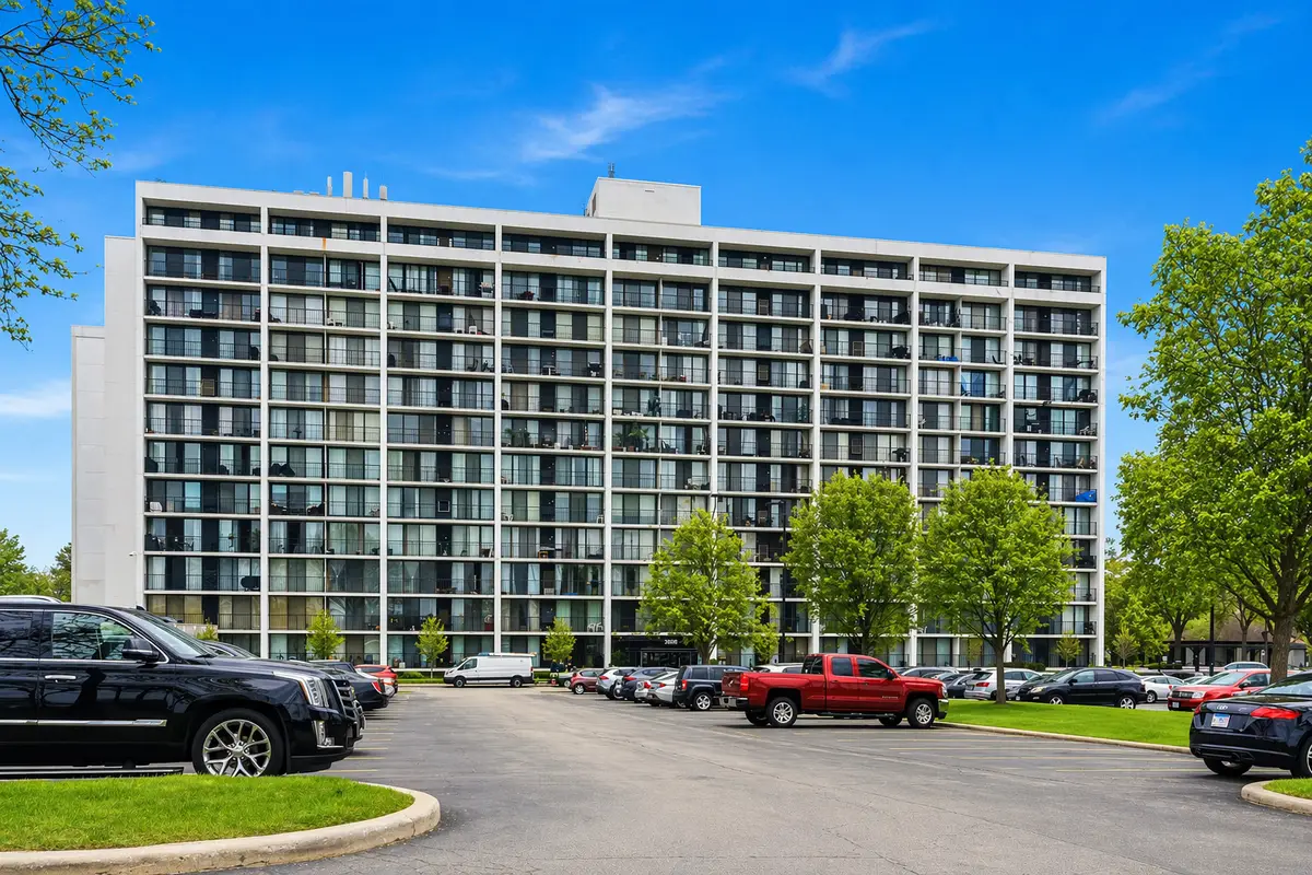 2005 S Finley Road #1102, Lombard, IL 60148 - #1