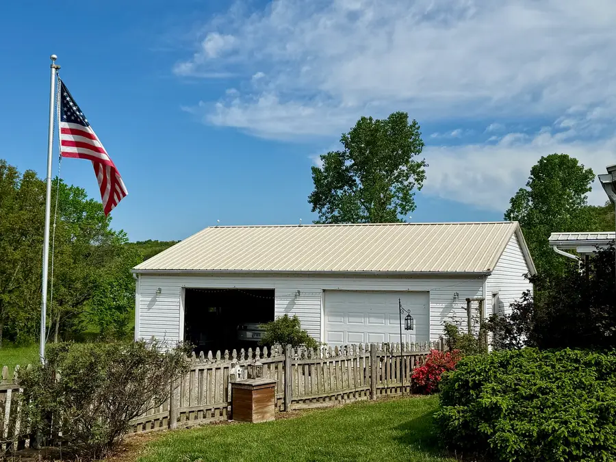 2025 Central Hill Road, Grantsburg, IL 62943 - #3