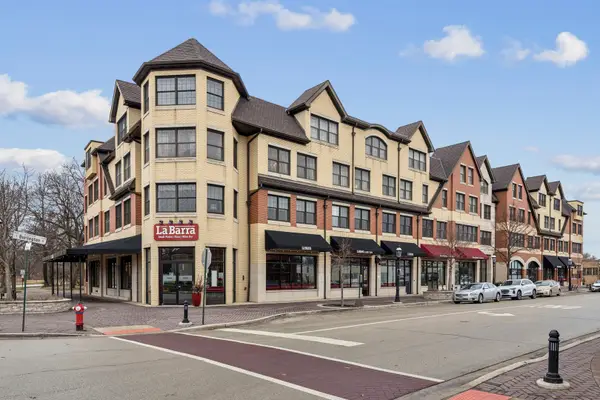 10 E Burlington Street #2J, Riverside, IL 60546