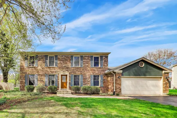 525 Skyline Drive, Algonquin, IL 60102