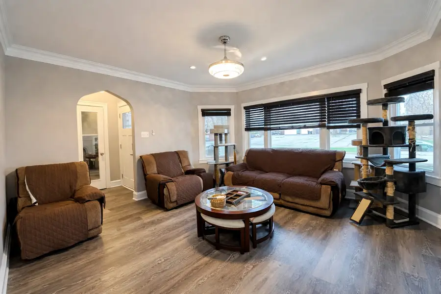 816 S 14th Avenue, Maywood, IL 60153 - #2