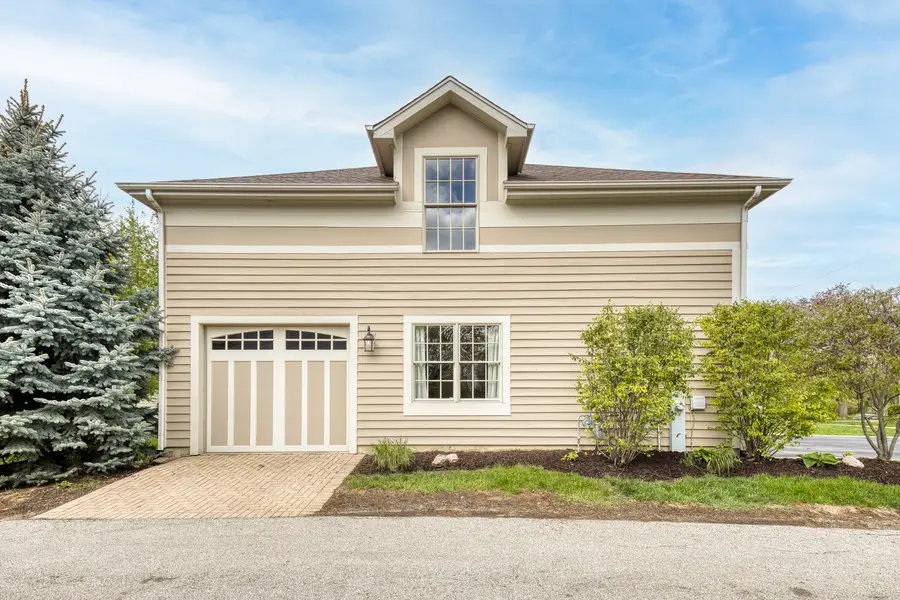 119 Roslyn Road, Barrington, IL 60010 - #3