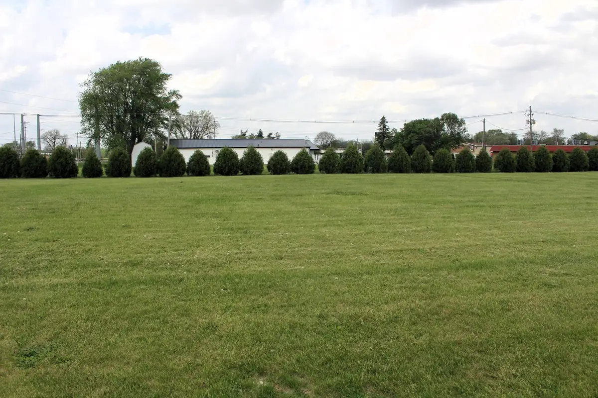 28 Liberty Lane, Clinton, IL 61727 - #1