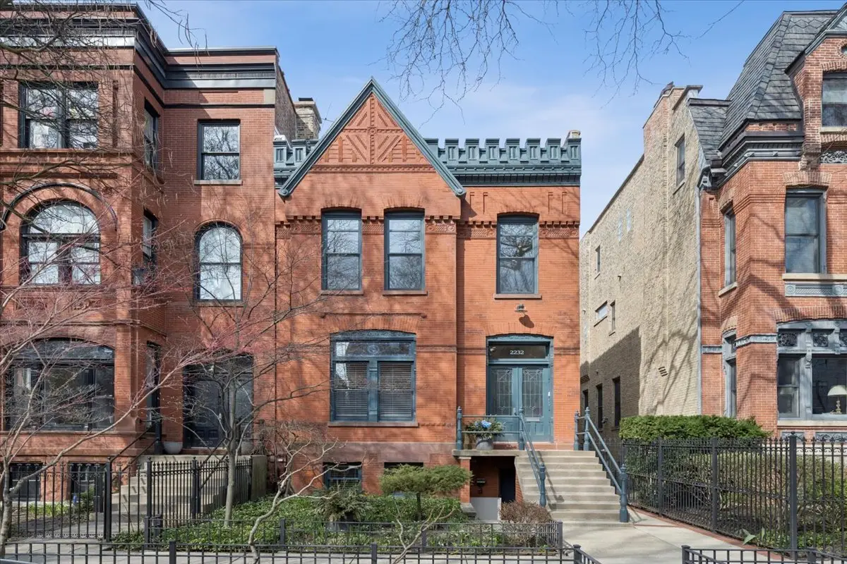 2232 N Dayton Street, Chicago, IL 60614 - #1