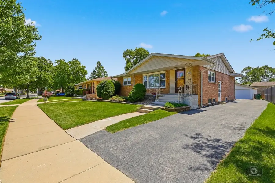 5233 Oak Center Drive, Oak Lawn, IL 60453 - #2