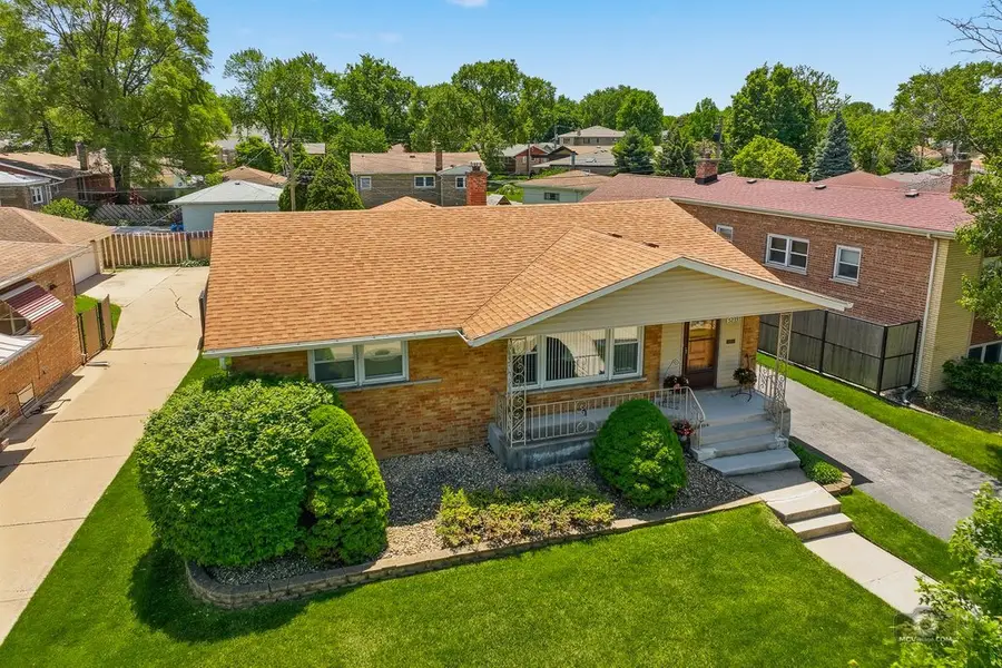 5233 Oak Center Drive, Oak Lawn, IL 60453 - #3