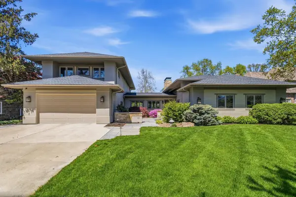 60 Greencroft Drive, Champaign, IL 61821