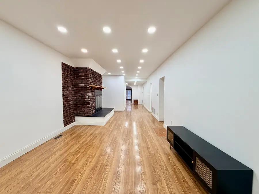 3206 S Lowe Avenue, Chicago, IL 60616 - #2