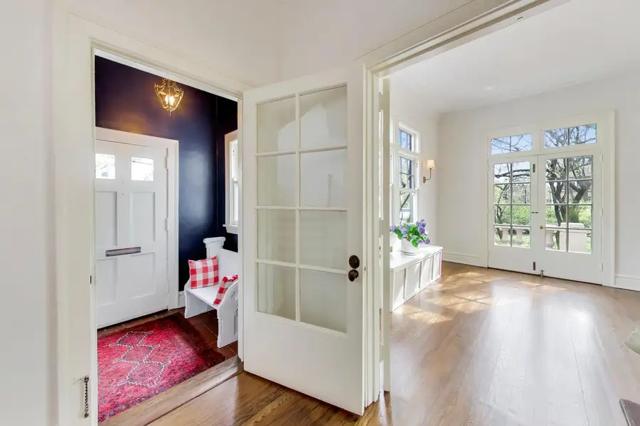 1046 Ridge Street, Evanston, IL 60202 - #3