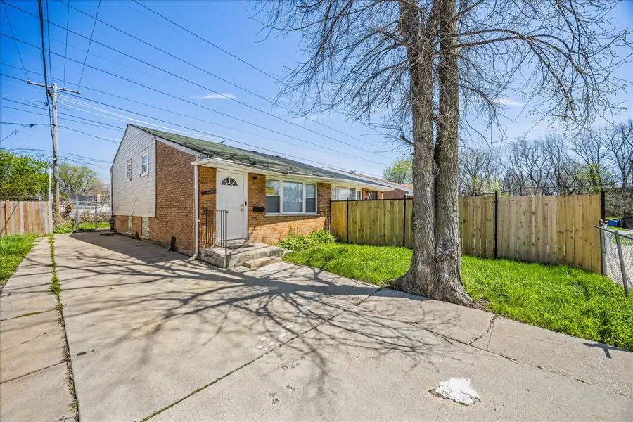 13313 S Eberhart Avenue, Chicago, IL 60827 - #2