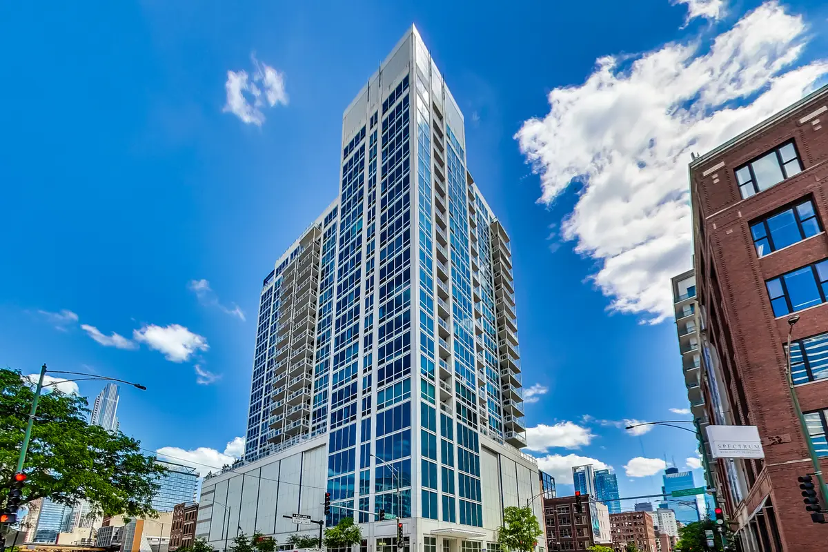 757 N Orleans Street #909, Chicago, IL 60654 - #1