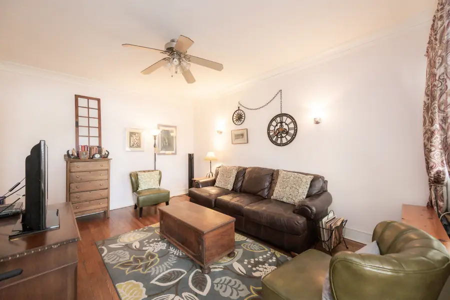 426 S Maple Avenue #2S, Oak Park, IL 60302 - #3