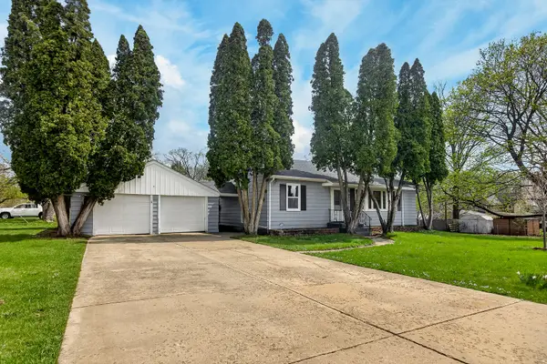 1706 Warren Road, Rockford, IL 61108