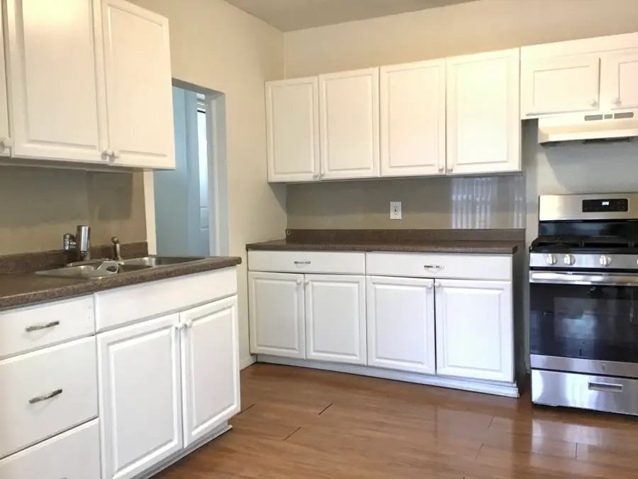 2406 Gilead Avenue, Zion, IL 60099 - #3