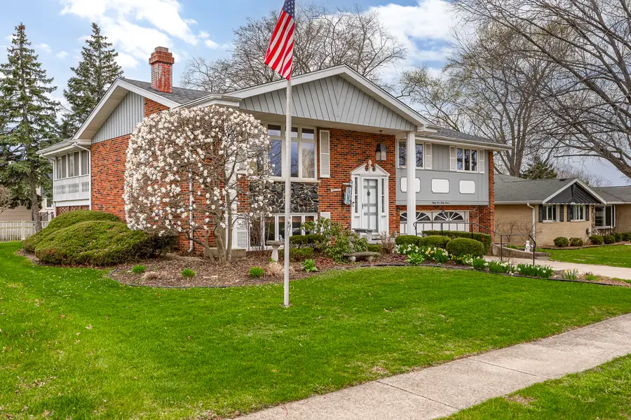 8537 Walnut Avenue, Orland Park, IL 60462 - #2