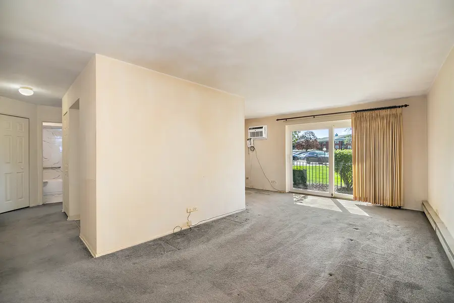 9724 S Karlov Avenue #105, Oak Lawn, IL 60453 - #2