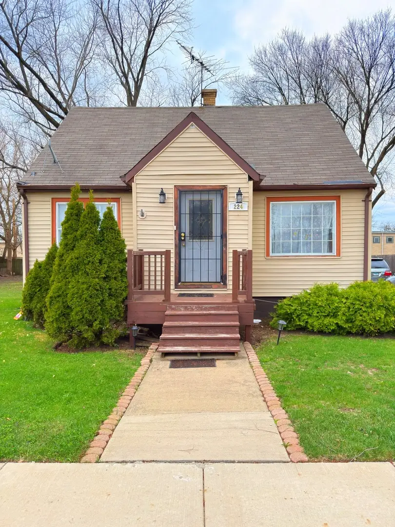 224 N Wolf Road, Wheeling, IL 60090 - #1