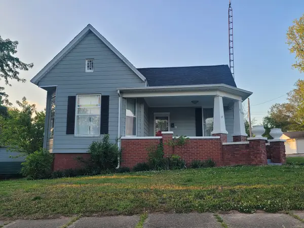 410 E Main Street, Mcleansboro, IL 62859