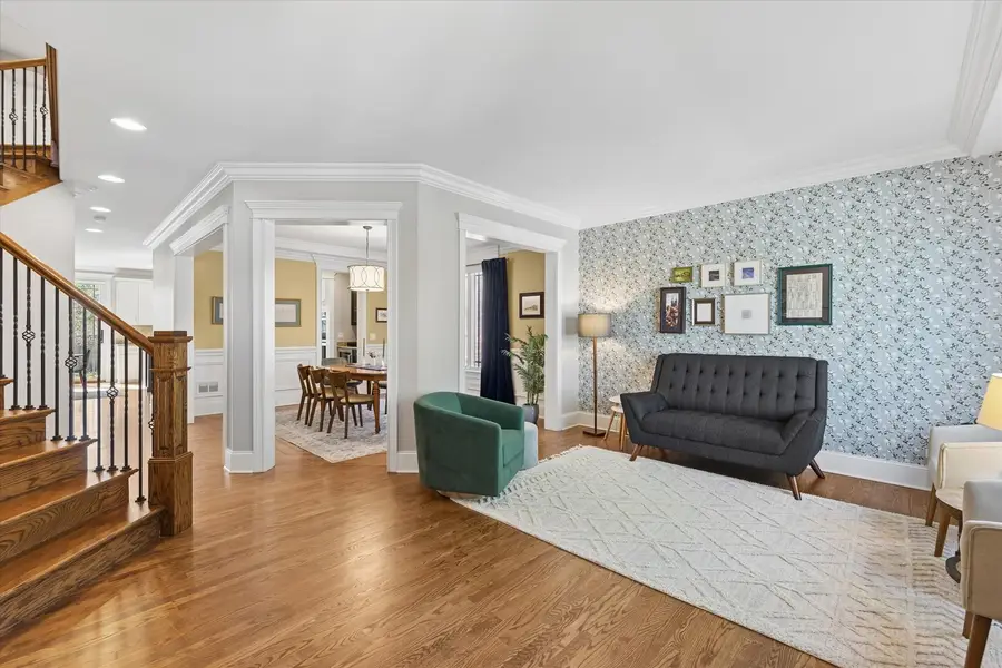 700 S Swain Avenue, Elmhurst, IL 60126 - #3